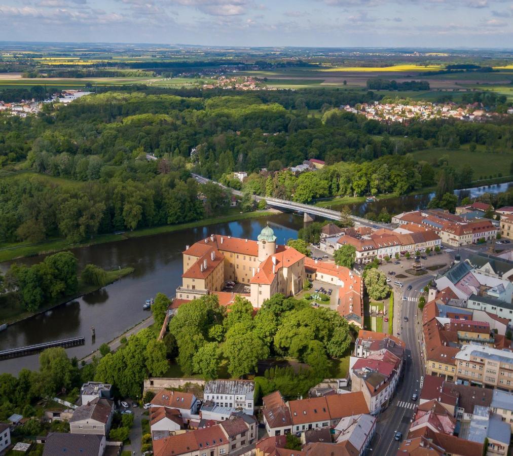 Castle Hotel & Wellness Poděbrady Exteriör bild