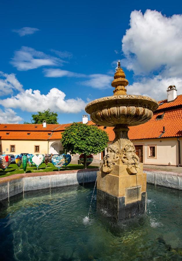 Castle Hotel & Wellness Poděbrady Exteriör bild