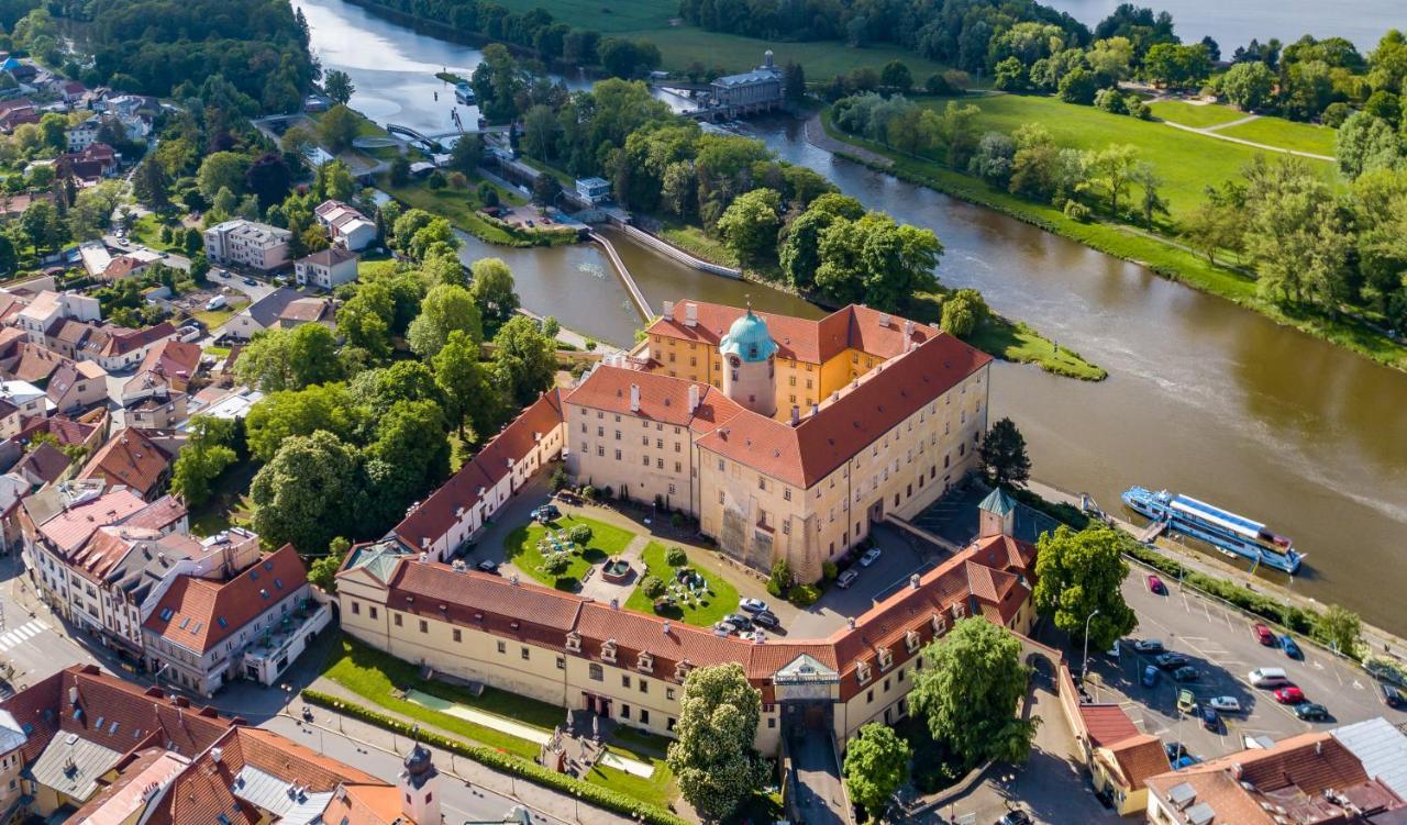 Castle Hotel & Wellness Poděbrady Exteriör bild
